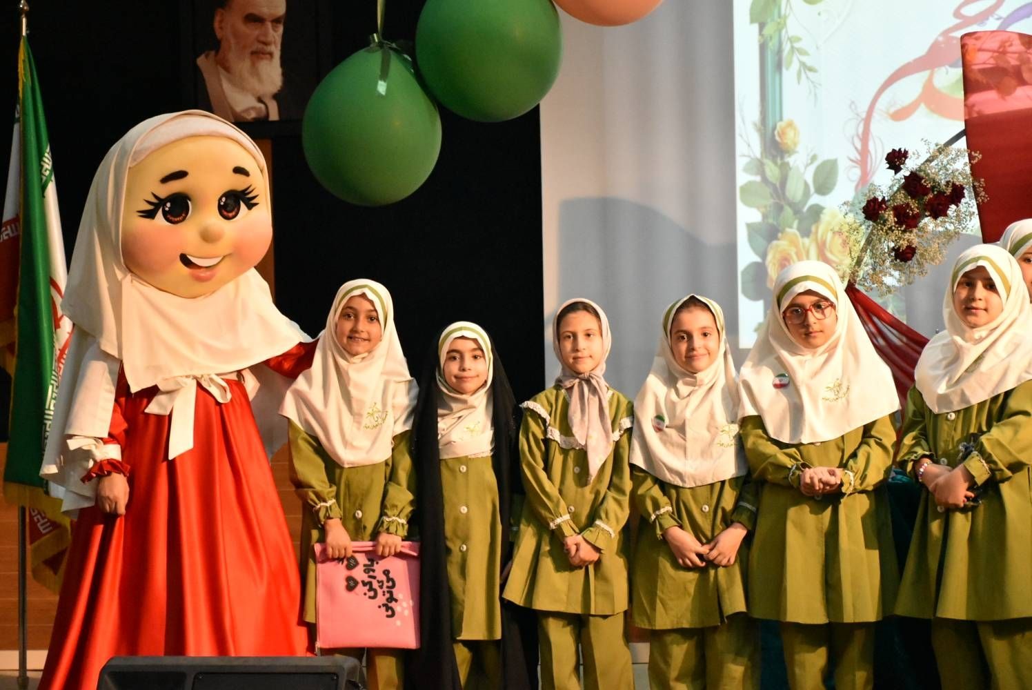 جشن پایان سال ویژه پایه دوم