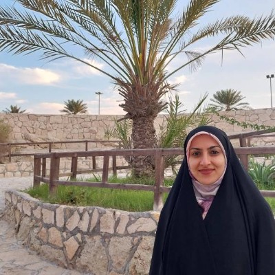 دکتر فاطمه مقامی 