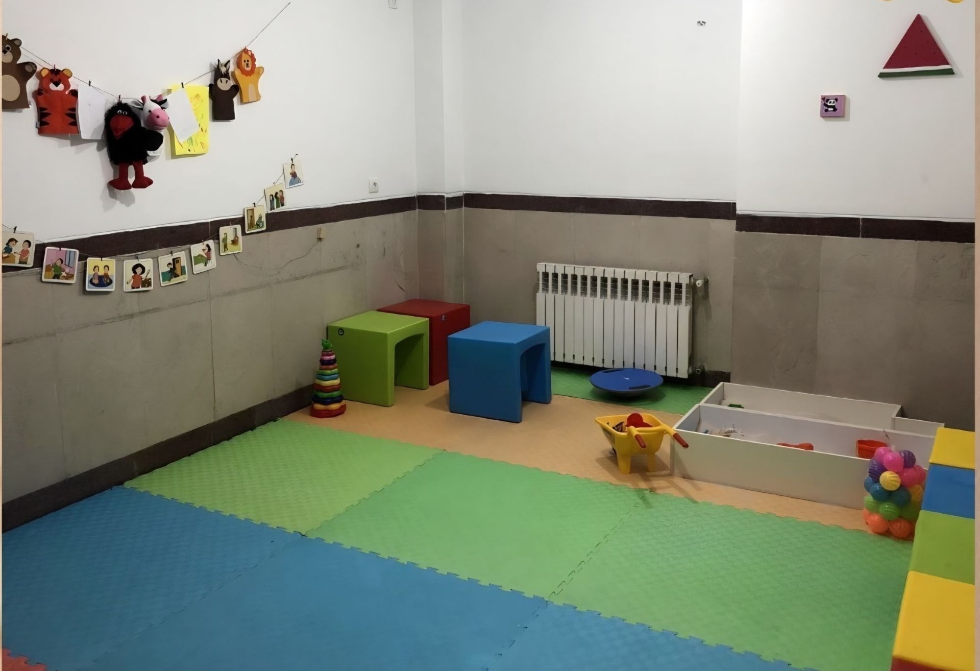 مرکز مشاوره موسسه آفتاب هشتم
