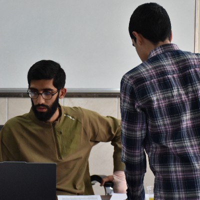 آغاز ثبت‌نام دبیرستان پسرانه نسل ظهور همراه با برگزاری آزمون ورودی و دیدار با اولیا